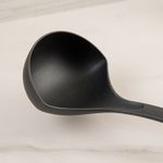 47603-cucharon-para-cocina-ekco-evolution-hecho-de-nylon-4.jpg