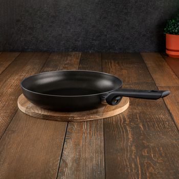 Sartén Antiadherente Vasconia Esencial de Aluminio 26 cm - Negro
