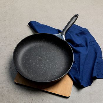 Sartén Antiadherente Ekco Advance de Aluminio 30 cm - Negro