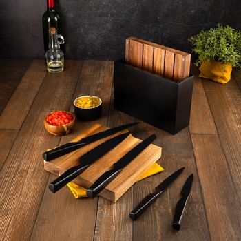 Bloque de Cuchillos con Tabla de Madera Vasconia 8 Piezas Negro